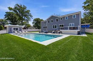 19 Roslyn Dr, Oakhurst, NJ 07755 - Photo 52