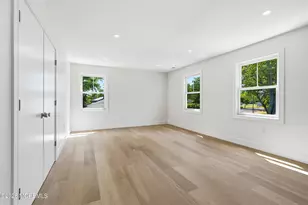19 Roslyn Dr, Oakhurst, NJ 07755 - Photo 24