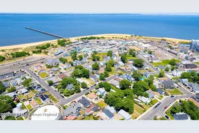 51 Highland Boulevard, Keansburg, NJ 07734 - Photo 6