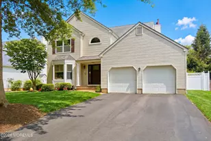 92 Meadow Dr, Shrewsbury, NJ 07702 - Photo 2