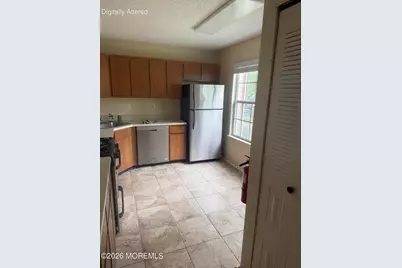 31 Citation Court, Tinton Falls, NJ 07724 - Photo 2