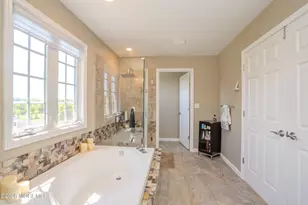 10 Nicole Ct, Freehold, NJ 07728 - Photo 32