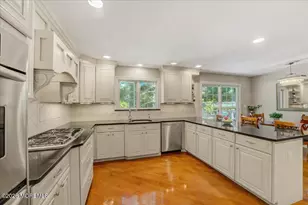 5 Trotter Terrace, Belford, NJ 07718 - Photo 18