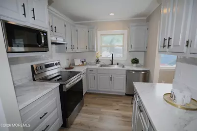 1610 Huntington Avenue, Neptune Township, NJ 07753 - Photo 10