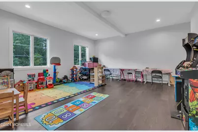 14 Falson Lane, Morganville, NJ 07751 - Photo 18