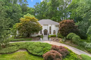 6 Jayhawk Way, Holmdel, NJ 07733 - Photo 1