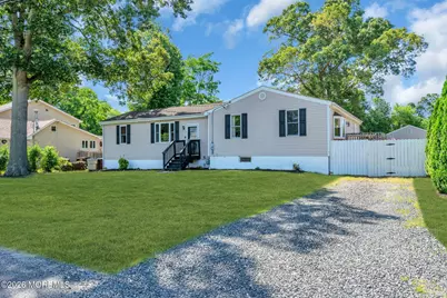 504 Holly Boulevard, Bayville, NJ 08721 - Photo 4