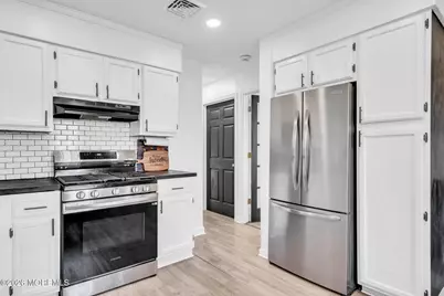 504 Holly Boulevard, Bayville, NJ 08721 - Photo 18