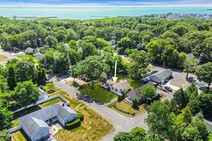 504 Holly Blvd, Bayville, NJ 08721 - Photo 2