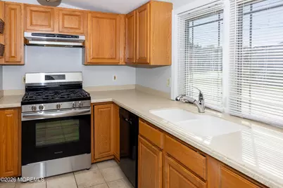 25 Hart Street, Hazlet Township, NJ 07734 - Photo 2