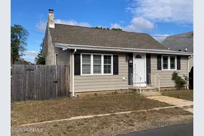 25 Hart Street, Hazlet Township, NJ 07734 - Photo 12