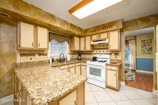 4 Boston Ct, Howell Township, NJ 07731 - Photo 12