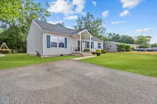 424 Brookforest Dr, Toms River Township, NJ 08757 - Photo 2