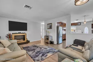 390 Picardy Ct, Lakewood, NJ 08701 - Photo 10