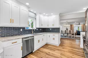 89 Almond Rd, Freehold, NJ 07728 - Photo 4