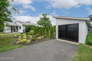 15 Wilson Cir W, Red Bank, NJ 07701 - Photo 30