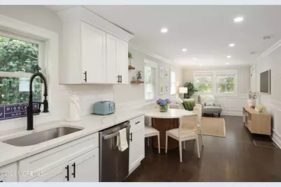 210 Linden Avenue, Highlands, NJ 07732 - Photo 14