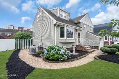 11 E Grove Avenue, Woodbridge Township, NJ 07095 - Photo 4