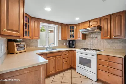 11 E Grove Avenue, Woodbridge Township, NJ 07095 - Photo 18