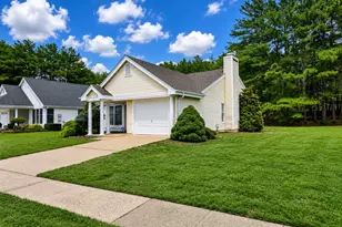 102 Cardigan Ct, Manchester Township, NJ 08759 - Photo 2