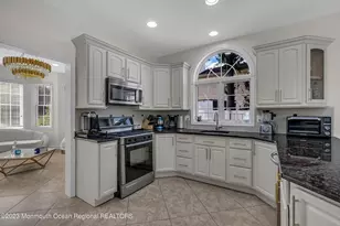 1607 Holbrook St, Oakhurst, NJ 07755 - Photo 14