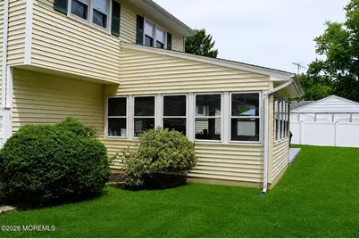 48 Harding Road, Freehold, NJ 07728 - Photo 10