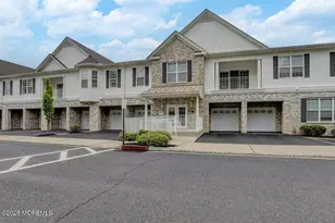 213 Picadilly Dr, Morganville, NJ 07751 - Photo 2
