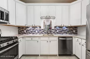 213 Picadilly Dr, Morganville, NJ 07751 - Photo 8