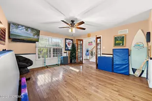 195 S Lakeshore Dr, Manahawkin, NJ 08050 - Photo 32
