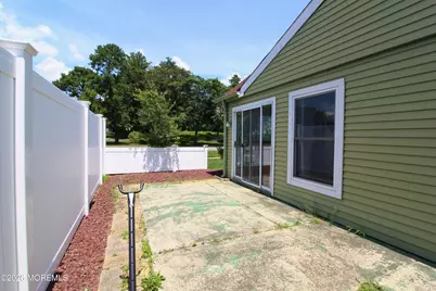 680B Huntington Drive, Manchester Township, NJ 08759 - Photo 10