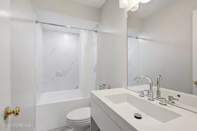 165 Bristol Court, Lakewood, NJ 08701 - Photo 18