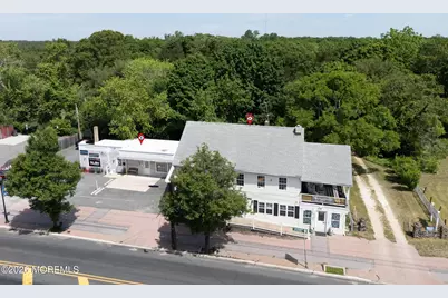 17 E Main Street, Tuckerton, NJ 08087 - Photo 10