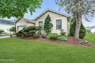 36 Murray Hill Terrace, Marlboro Township, NJ 07746 - Photo 2
