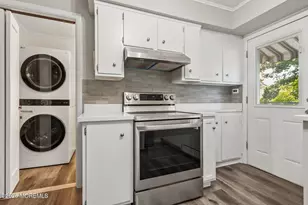 306 Hall Ave, Point Pleasant, NJ 08742 - Photo 16