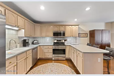 28 Hickory Lane, Little Silver, NJ 07739 - Photo 14