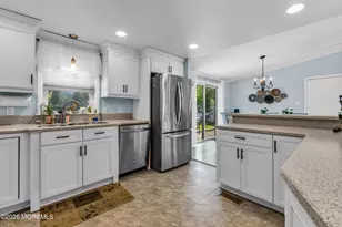 738 Manor Dr, Brick, NJ 08723 - Photo 10