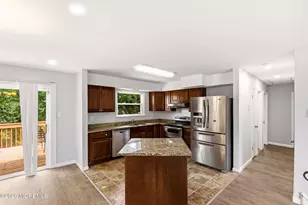 3 Cherokee Dr, Browns Mills, NJ 08015 - Photo 4
