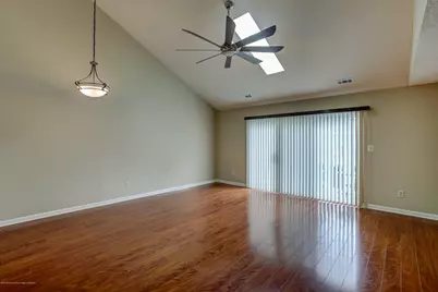 92 Tulip Lane, Freehold, NJ 07728 - Photo 4