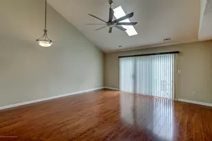 92 Tulip Ln, Freehold, NJ 07728 - Photo 4