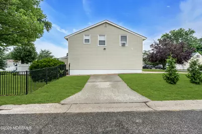 55 Drift Road, Belford, NJ 07718 - Photo 46