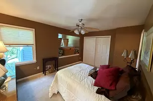15 Stowe Ct, Freehold, NJ 07728 - Photo 14