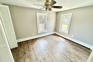 75 Division St, Keyport, NJ 07735 - Photo 8