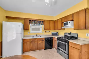 47 Peachstone Rd, Howell Township, NJ 07731 - Photo 16