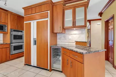 427 Fawns Run, Morganville, NJ 07751 - Photo 46