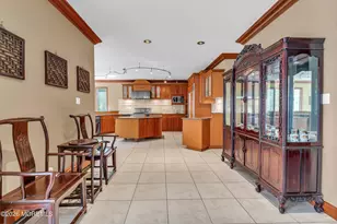 427 Fawns Run, Morganville, NJ 07751 - Photo 42