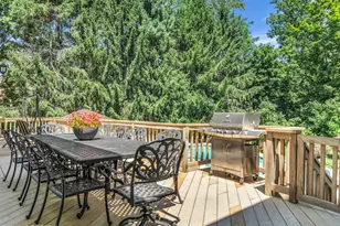427 Fawns Run, Morganville, NJ 07751 - Photo 12