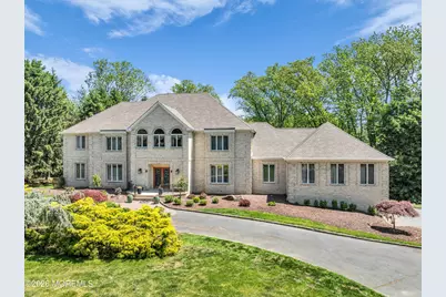 427 Fawns Run, Morganville, NJ 07751 - Photo 24