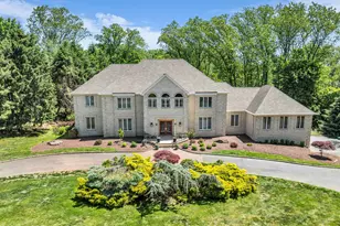 427 Fawns Run, Morganville, NJ 07751 - Photo 22