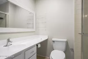 17 Alameda Ct, Eatontown, NJ 07724 - Photo 20