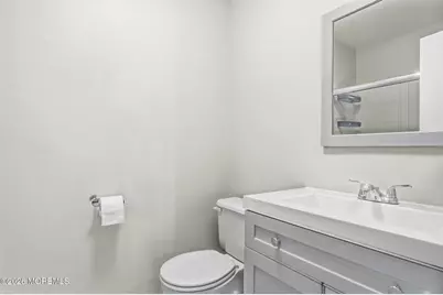 17 Alameda Court, Eatontown, NJ 07724 - Photo 28